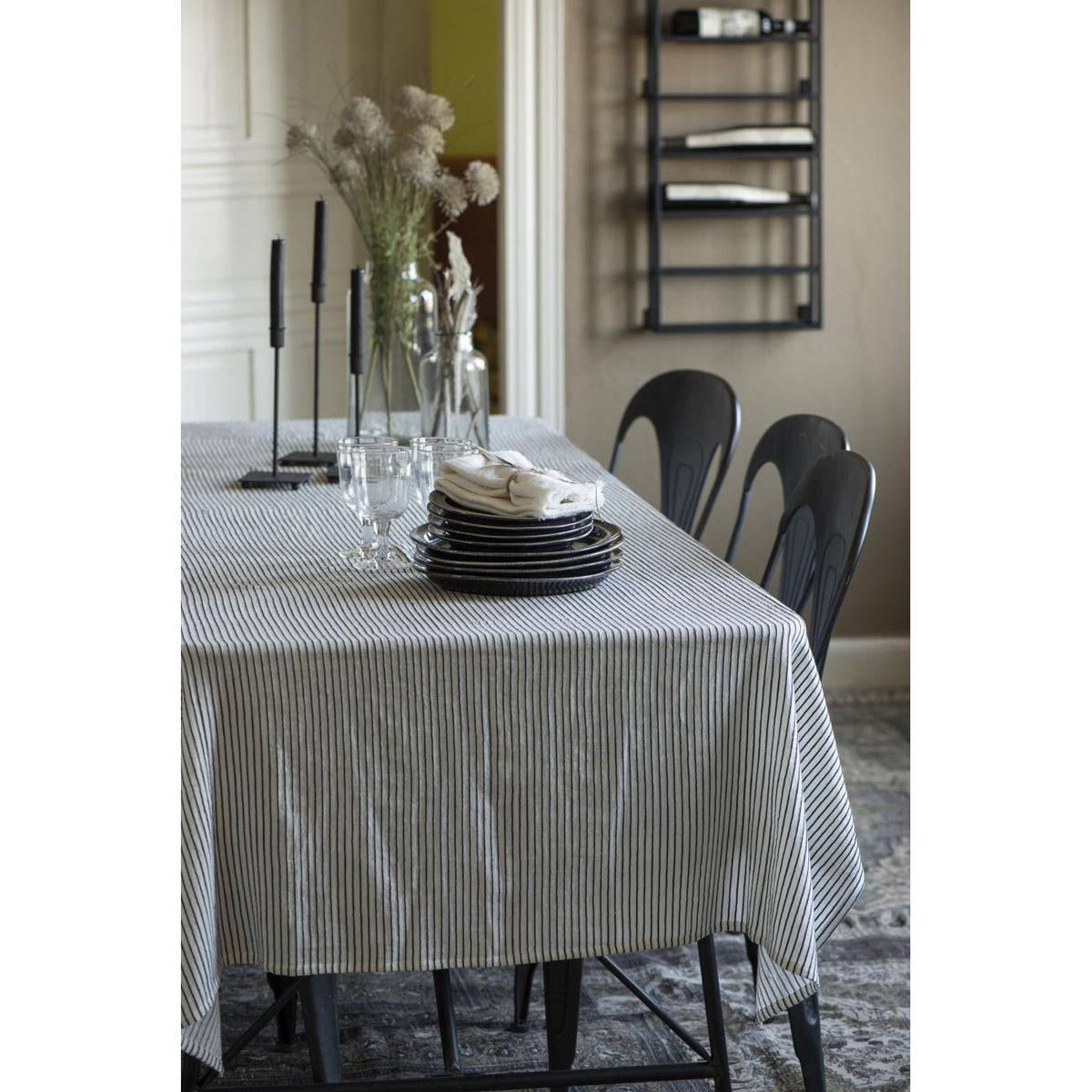 Plato Dunes Antique Black Medium