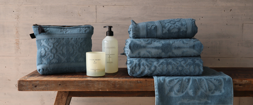 Lino y algodón, los mejores textiles para un baño increíble