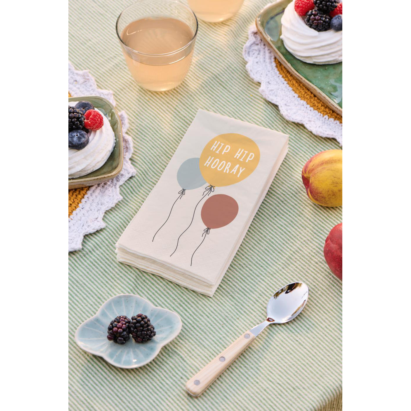 Servilletas Diseño Hip Hip Hooray 16 unidadess de 10x20 cm