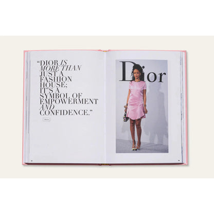 Libro The Essence of Dior