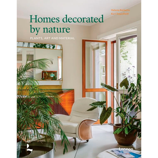 Libro Homes Interiors Decorated by Nature
