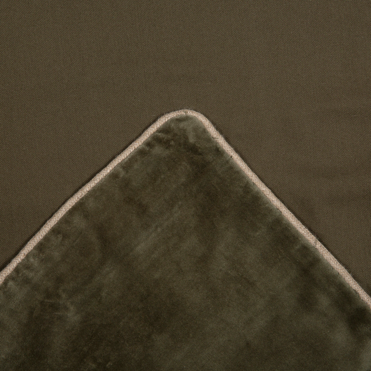 Funda Piecera Velvet New Delhi Kaki 85x200 cm