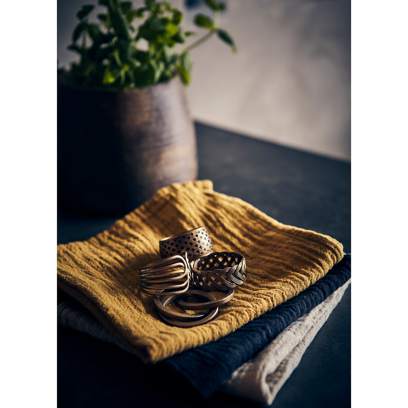 ODIN Servilletero, set de 4, Color latón